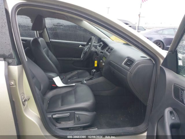 3VWD17AJ8EM249873 Volkswagen Jetta 1.8t Se