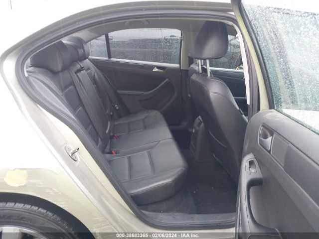 3VWD17AJ8EM249873 Volkswagen Jetta 1.8t Se