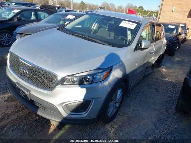 KIA Sorento 3.3l Lx 2017 5XYPGDA56HG291542 Image 2