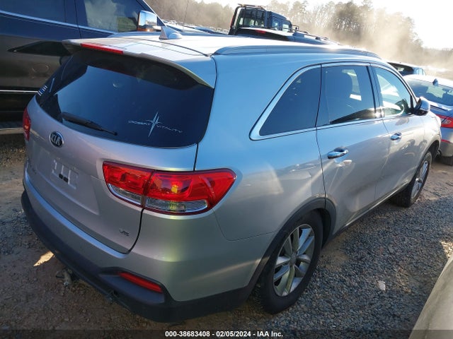 KIA Sorento 3.3l Lx 2017 5XYPGDA56HG291542 Image 4