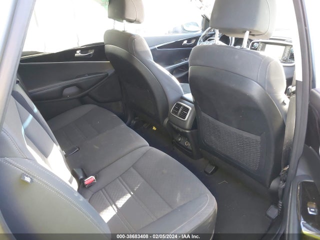 KIA Sorento 3.3l Lx 2017 5XYPGDA56HG291542 Image 8