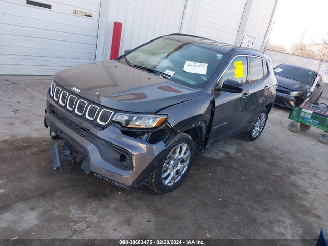 Jeep Compass Latitude Lux 4x4 2022 3C4NJDFB5NT109132 Image 2