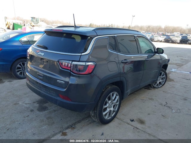Jeep Compass Latitude Lux 4x4 2022 3C4NJDFB5NT109132 Image 4