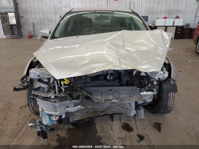 Ford FOCUS SE 2016 1FADP3F28GL230276 Image 6