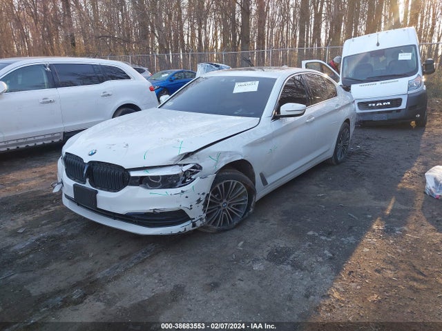 BMW 530I 2019 WBAJA5C52KBX87284 Image 2
