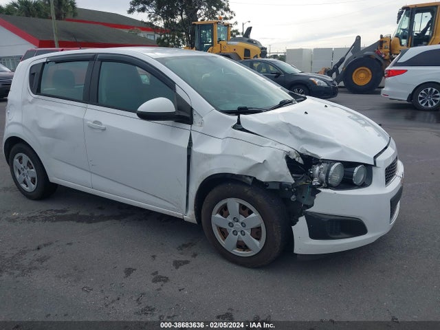Chevrolet Sonic Ls Auto 2015 1G1JA6SHXF4174840 Image 6