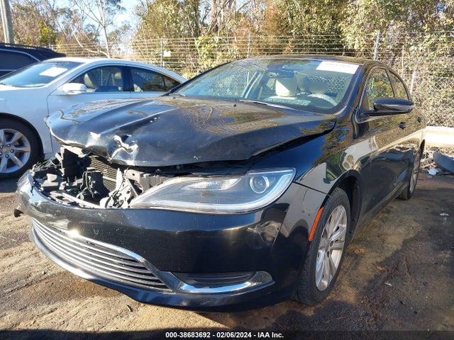 Chrysler 200 Limited Platinum 2016 1C3CCCAB6GN191057 Image 2