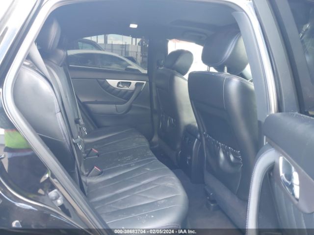 JN8CS1MU1GM130211 Infiniti QX70