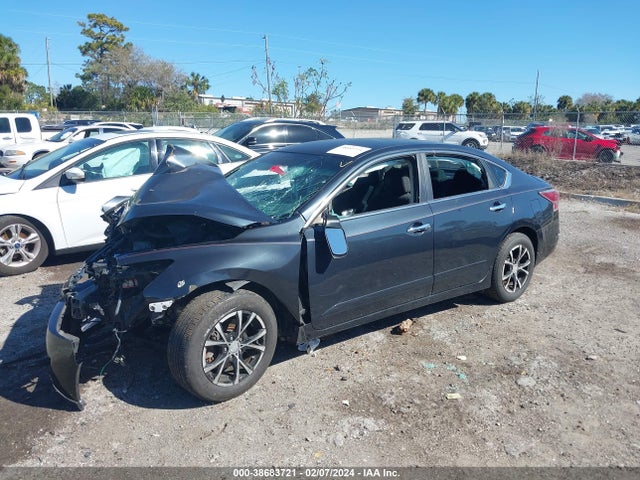 Nissan Altima 2.5 S 2015 1N4AL3APXFC215343 Image 2