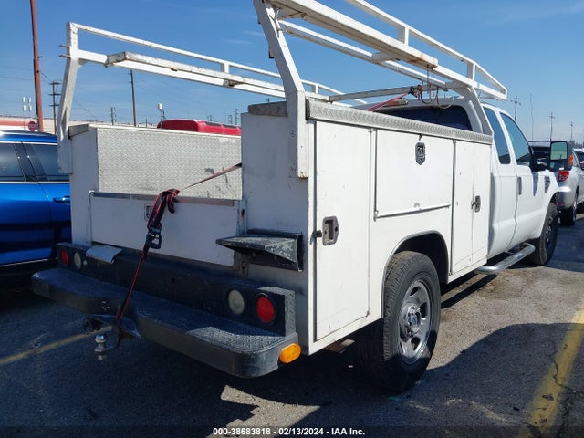 2008 FORD F-350 CHASSIS LARIAT/XL/XLT VIN: 1FDSX34Y18EE41510