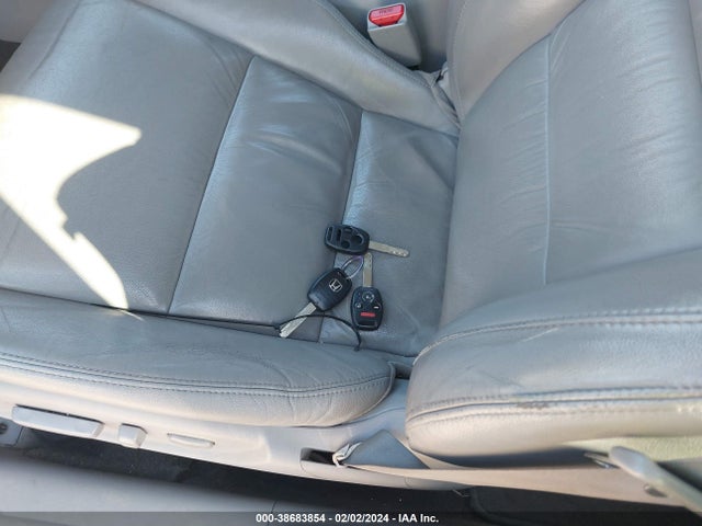 2010 HONDA ACCORD 2.4 EX-L VIN: 1HGCP2F81AA110005