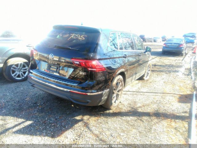 3VVMB7AX3PM133893 Volkswagen Tiguan 2.0t Se