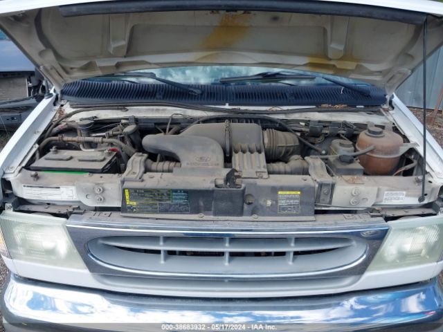 2002 FORD ECONOLINE WAGON 1FBSS31S72HA41657 Photo 9