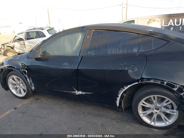 2023 TESLA MODEL Y AWD/LONG RANGE DUAL MOTOR ALL-WHEEL DRIVE VIN: 7SAYGDEEXPA146637