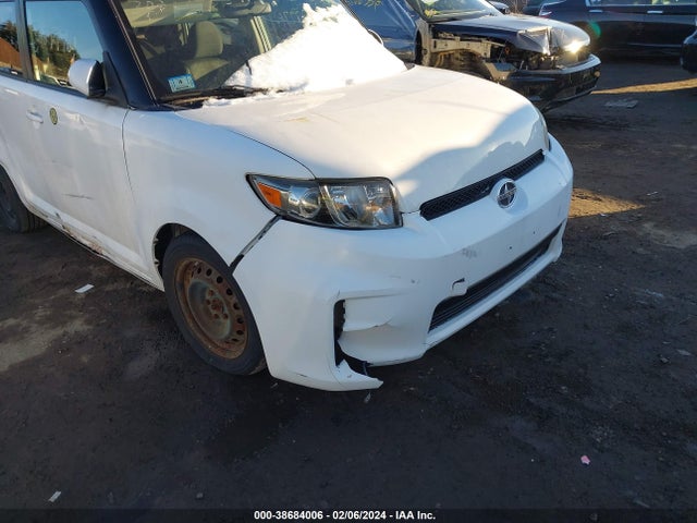 JTLZE4FE8EJ066529 Scion XB