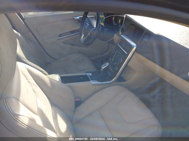 2013 VOLVO S60 T5/T5 PLATINUM/T5 PREMIER/T5 PREMIER PLUS VIN: YV1612FH1D2198107
