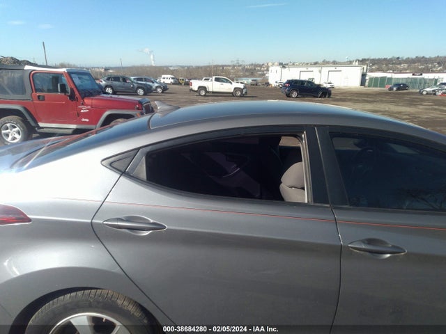 Hyundai ELANTRA SE 2014 5NPDH4AE0EH470499 Image 13