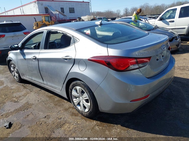 Hyundai ELANTRA SE 2016 5NPDH4AE8GH764168 Image 3