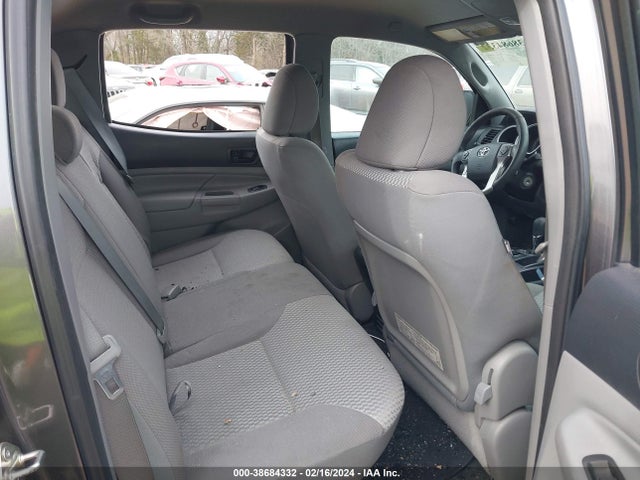 Toyota Tacoma Prerunner 2015 5TFJX4GN6FX038437 Image 8
