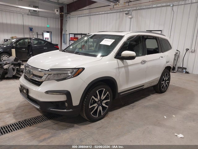 Honda Pilot Awd Touring 8 Passenger 2021 5FNYF6H95MB037205 Image 2