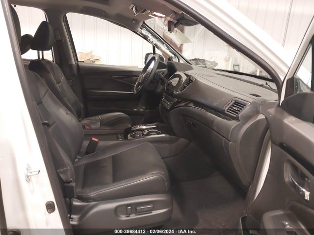 Honda Pilot Awd Touring 8 Passenger 2021 5FNYF6H95MB037205 Image 5