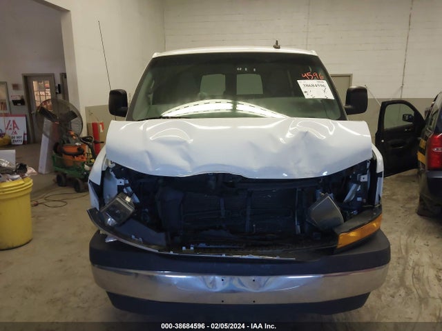 1GAWGFFG0J1273490 Chevrolet Express 2500 Lt