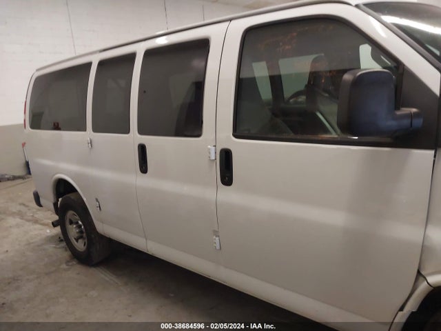 Chevrolet Express 2500 Lt 2018 1GAWGFFG0J1273490 Image 13