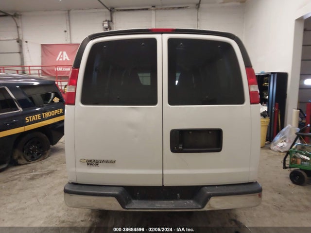 Chevrolet Express 2500 Lt 2018 1GAWGFFG0J1273490 Image 16