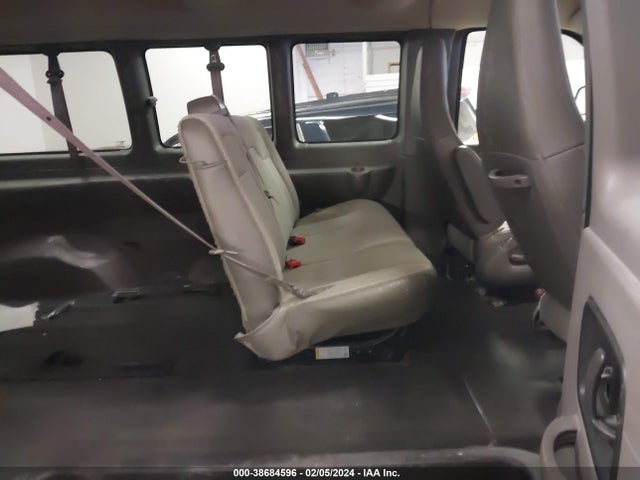 1GAWGFFG0J1273490 Chevrolet Express 2500 Lt