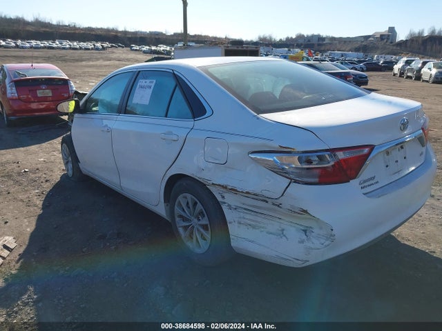 Toyota CAMRY LE 2016 4T1BF1FKXGU199370 Image 3