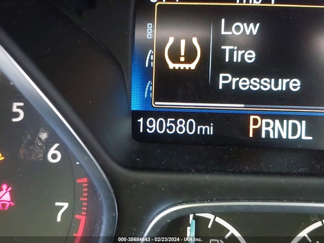 Ford FOCUS SE 2018 1FADP3K21JL302853 Image 7
