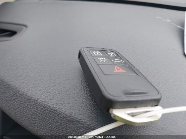 LYV402HK1JB180063 Volvo S60 Inscription T5