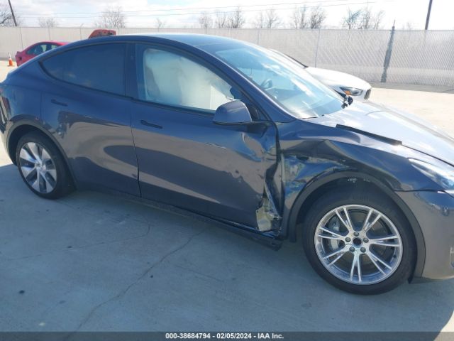 7SAYGDED3PF956024 Tesla Model Y