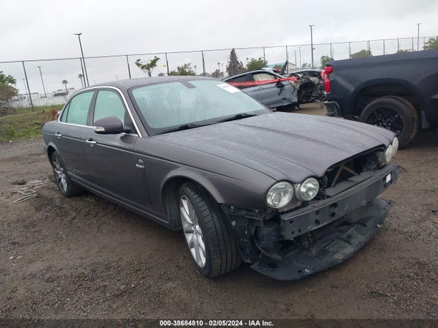 2008 JAGUAR XJ SAJWA79B68SH22579 Photo 0