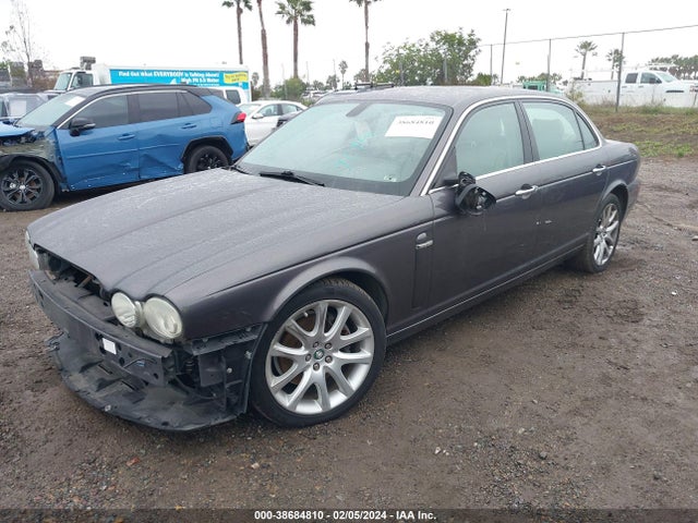 2008 JAGUAR XJ SAJWA79B68SH22579 Photo 1