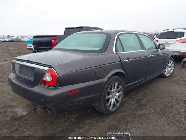 2008 JAGUAR XJ SAJWA79B68SH22579 Photo 3