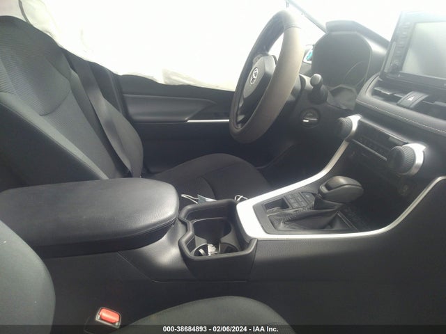 2021 TOYOTA RAV4 LE VIN: 2T3F1RFV3MC215082