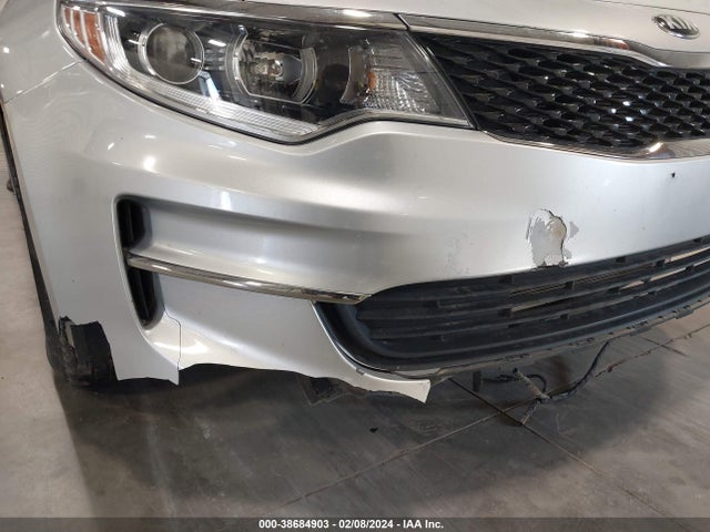 KIA Optima Lx 2018 5XXGT4L32JG186403 Image 11