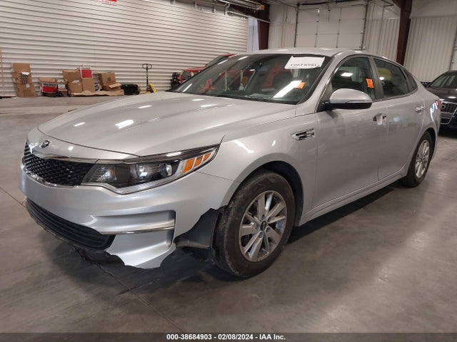 KIA Optima Lx 2018 5XXGT4L32JG186403 Image 2