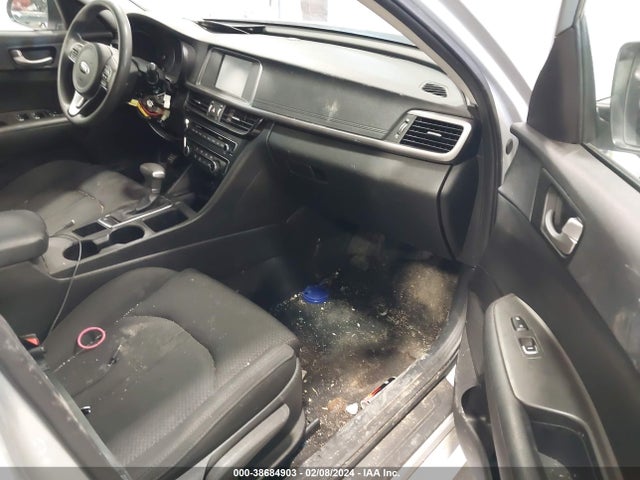 KIA Optima Lx 2018 5XXGT4L32JG186403 Image 5