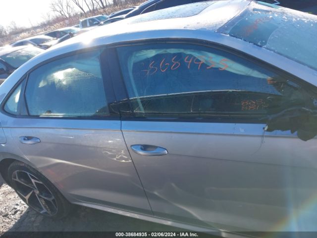 1VWMA7A33LC027239 Volkswagen Passat 2.0t R-line
