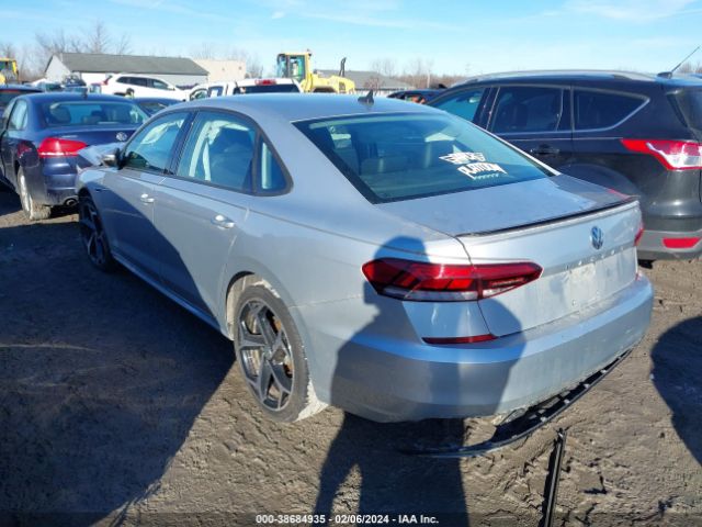 1VWMA7A33LC027239 Volkswagen Passat 2.0t R-line