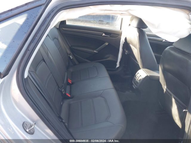 1VWMA7A33LC027239 Volkswagen Passat 2.0t R-line