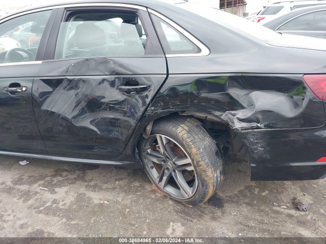 WAUENAF43JA092589 Audi A4 2.0t Premium/2.0t Tech Premium