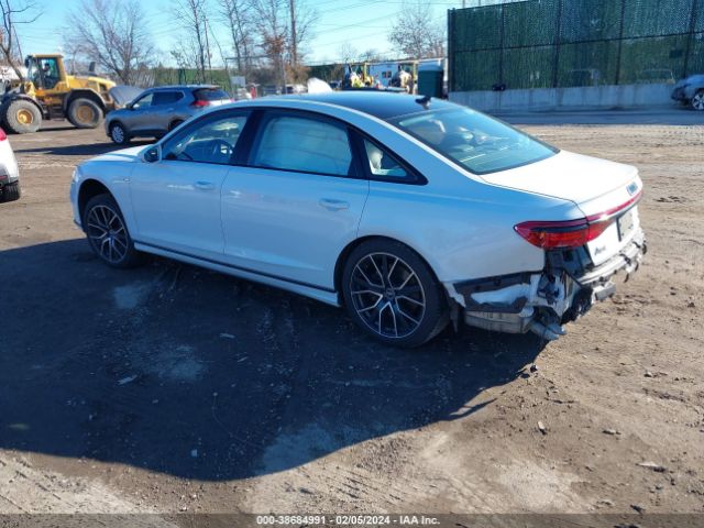 2021 AUDI A8 L WAU8EAF83MN024516 Photo 2