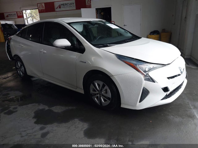 38685051 :رقم المزاد ، JTDKARFU3G3501803 vin ، 2016 Toyota Prius Two Eco مزاد بيع