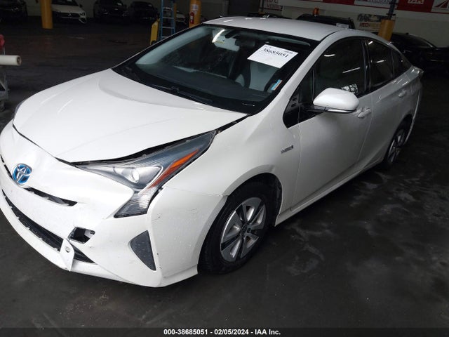 38685051 :رقم المزاد ، JTDKARFU3G3501803 vin ، 2016 Toyota Prius Two Eco مزاد بيع