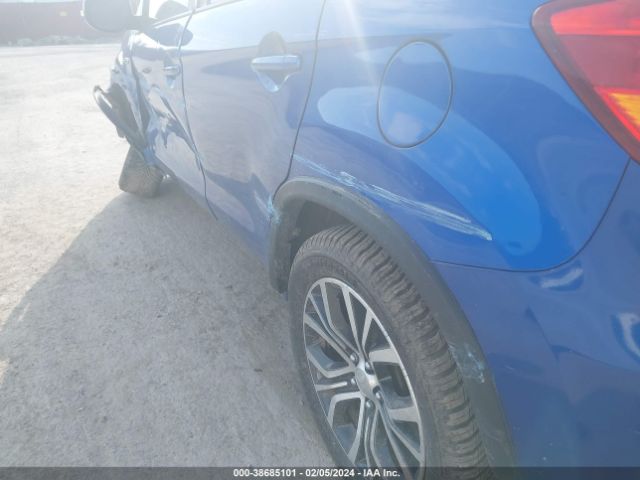 JA4AR3AU1JU012966 Mitsubishi Outlander Sport 2.0 Es