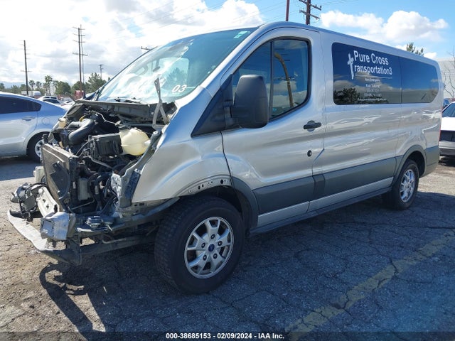 Ford Transit-150 Xlt 2015 1FMZK1YM7FKA91940 Image 2