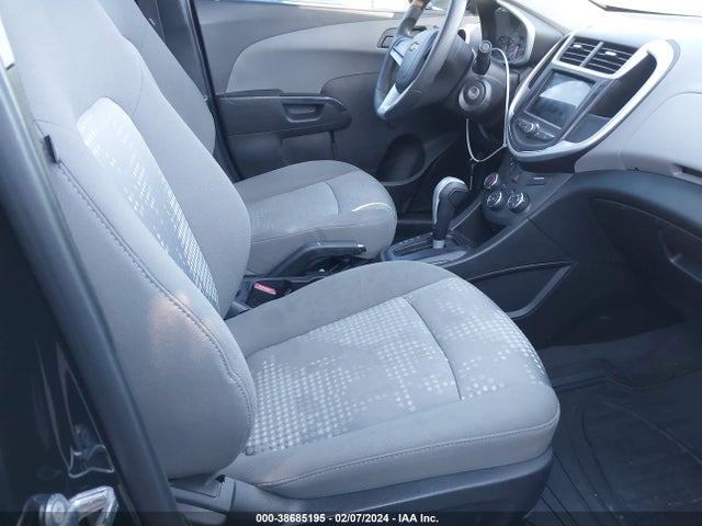 Chevrolet Sonic Ls Auto 2018 1G1JB5SH5J4118109 Image 5